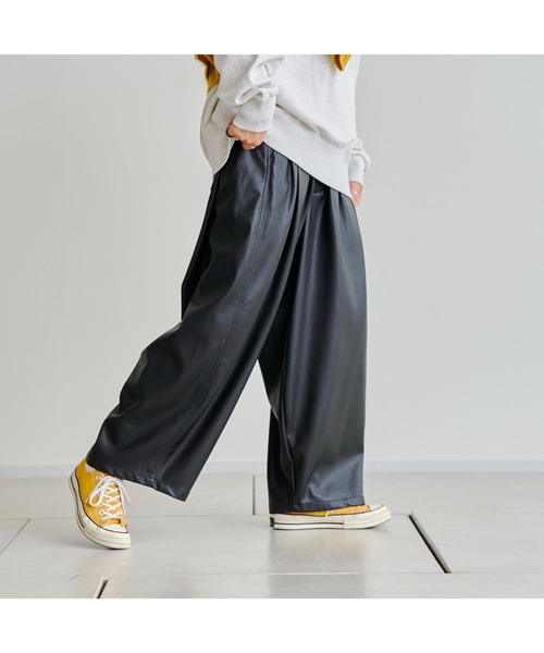 CPCM(シーピーシーエム)の「フェイクレザーワイドパンツ(その他パンツ・メンズ・ブラック/アイボリー・FREE)」の14枚目の写真