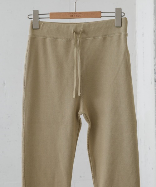 URBAN RESEARCH DOORS(アーバンリサーチドアーズ)の「モイスチャーリブパンツレギンス(レギンス/スパッツ・レディース・ブラック/ライトベージュ/グレー系その他・ONE)」の17枚目の写真