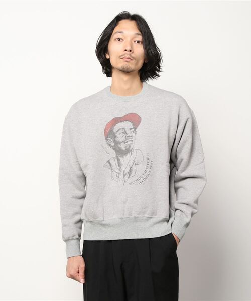 KURO（クロ）の「360°STRETCH WILLIAM KURO CREW NECK SWEAT（スウェット・メンズ・ホワイト/グレー・SMALL/MEDIUM）」の2枚目の写真