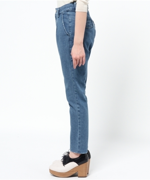 OUTLET（アウトレット）の「【WHO'S WHO gallery】MDtuckpt（デニムパンツ・レディース・ブルー・MEDIUM/SMALL）」の3枚目の写真