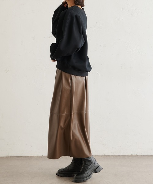 BONbazaar（ボンバザール）の「シンセティックレザースカート（スカート・レディース・ブラック/ブラウン・FREE）」の4枚目の写真