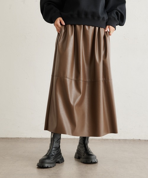 BONbazaar（ボンバザール）の「シンセティックレザースカート（スカート・レディース・ブラック/ブラウン・FREE）」の12枚目の写真