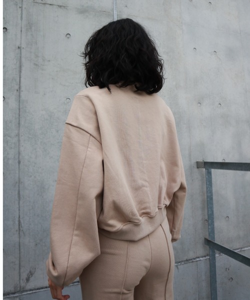 FIG&VIPER（フィグアンドバイパー）の「ショートZIPTOP（ポロシャツ・レディース・ベージュ/ブラック/グレー・FREE）」の19枚目の写真