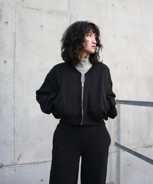 FIG&VIPER（フィグアンドバイパー）の「ショートZIPTOP（ポロシャツ・レディース・ベージュ/ブラック/グレー・FREE）」の5枚目の写真