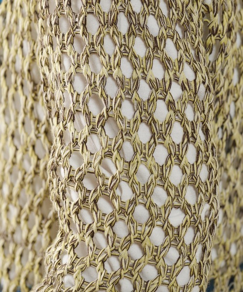 SHENERY(シーナリー)の「ローゲージ透かし編みニットワンピース(ワンピース・レディース・イエロー/ベージュ・FREE)」の8枚目の写真