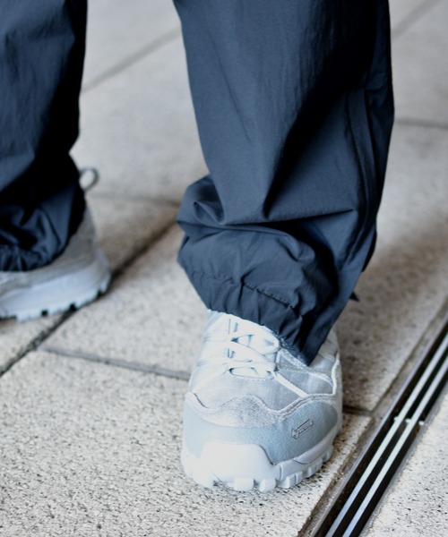 DESCENTE PAUSE（デサントポーズ）の「【デサントPAUSE】トラックパンツ / TRACK  PANTS　撥水　ストレッチ　ロングパンツ（その他パンツ・メンズ・ブラック/グレー/カーキ・MEDIUM/LARGE/X-LARGE/SMALL）」の6枚目の写真