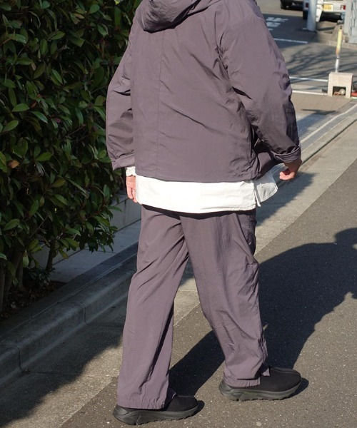 DESCENTE PAUSE（デサントポーズ）の「【デサントPAUSE】トラックパンツ / TRACK  PANTS　撥水　ストレッチ　ロングパンツ（その他パンツ・メンズ・ブラック/グレー/カーキ・MEDIUM/LARGE/X-LARGE/SMALL）」の11枚目の写真
