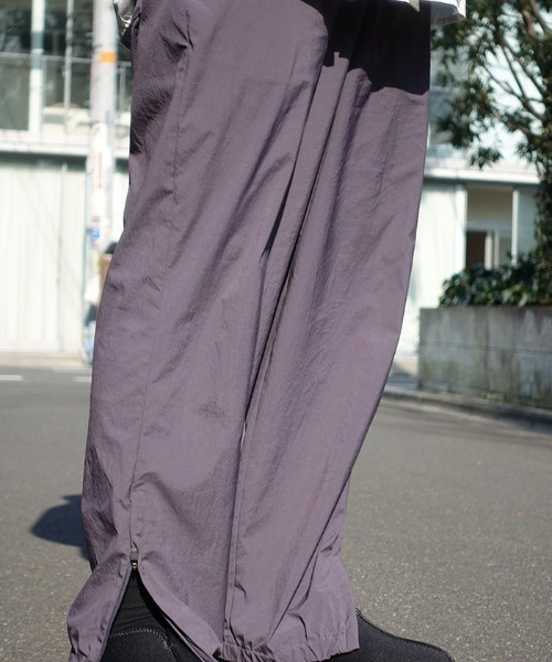 DESCENTE PAUSE（デサントポーズ）の「【デサントPAUSE】トラックパンツ / TRACK  PANTS　撥水　ストレッチ　ロングパンツ（その他パンツ・メンズ・ブラック/グレー/カーキ・MEDIUM/LARGE/X-LARGE/SMALL）」の13枚目の写真