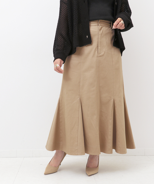 Simplicite(サンプリシテ)の「マーメイドステッチスカート(スカート・レディース・ベージュ/ネイビー/ブルー・FREE)」の4枚目の写真