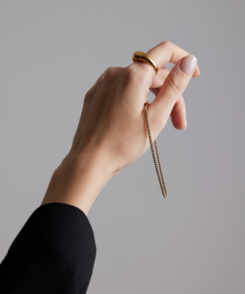 9ban（キューバン）の「【9ban】キューバン/Box chain bracelet（ブレスレット・レディース・ゴールド・FREE）」の2枚目の写真