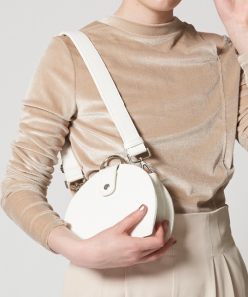 Solace（ソレイス）の「2WAYショルダーバッグ / ウエストバッグ（ショルダーバッグ・レディース・ホワイト/ブラック/グレー・FREE）」の8枚目の写真