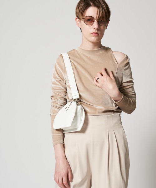 Solace（ソレイス）の「2WAYショルダーバッグ / ウエストバッグ（ショルダーバッグ・レディース・ホワイト/ブラック/グレー・FREE）」の9枚目の写真