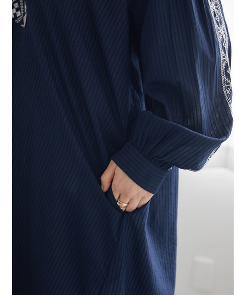 AMERICAN HOLIC（アメリカンホリック）の「インドコットン　２WAY刺繍ワンピース（ワンピース・レディース・ホワイト/オフホワイト/ネイビー・FREE）」の7枚目の写真