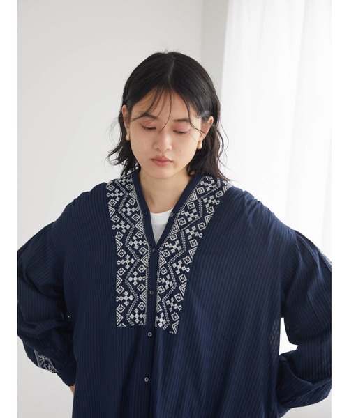 AMERICAN HOLIC（アメリカンホリック）の「インドコットン　２WAY刺繍ワンピース（ワンピース・レディース・ホワイト/オフホワイト/ネイビー・FREE）」の6枚目の写真