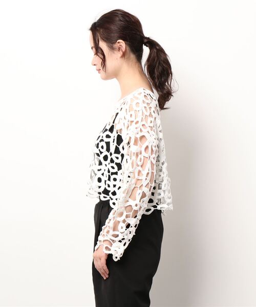 PAGEBOY(ページボーイ)の「CORE / クロシェショートプルオーバー(ニット/セーター・レディース・オフホワイト/ブラック・FREE)」の21枚目の写真