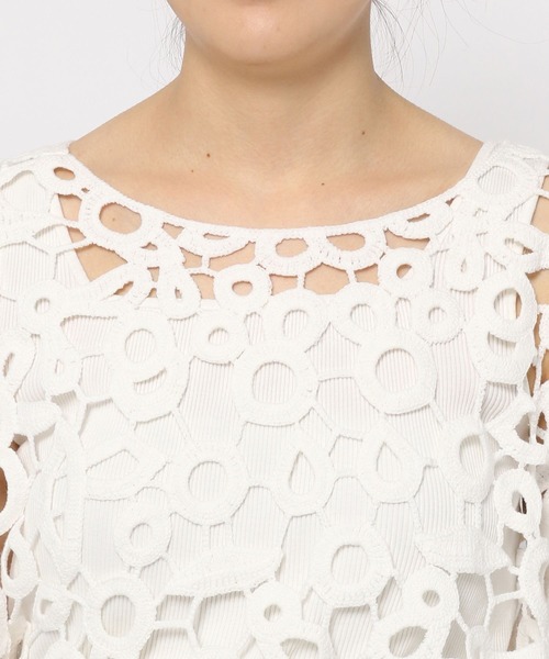 PAGEBOY(ページボーイ)の「CORE / クロシェショートプルオーバー(ニット/セーター・レディース・オフホワイト/ブラック・FREE)」の13枚目の写真