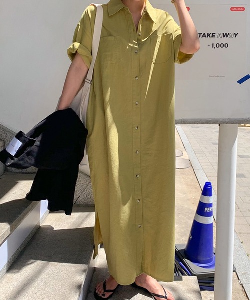 VitaFelice（ヴィータフェリーチェ）の「ロングシャツワンピース（ワンピース・レディース・チャコールグレー/ホワイト系その他/イエロー・FREE）」の2枚目の写真