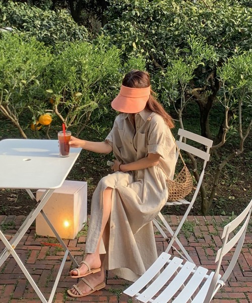 VitaFelice（ヴィータフェリーチェ）の「ロングシャツワンピース（ワンピース・レディース・チャコールグレー/ホワイト系その他/イエロー・FREE）」の21枚目の写真