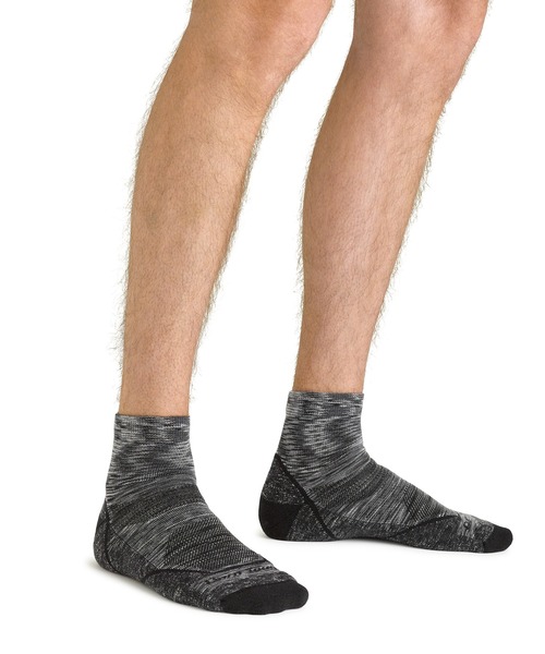 DARN TOUGH VERMONT(ダーンタフバーモント)の「【MADE IN USA】DARN TOUGH ダーンタフ Ms 1991 ライトハイカー 1/4ソック ライトウェイト クッション(ソックス/靴下・メンズ・ブラック/ライトブラウン/インディゴブルー/アッシュグレー・MEDIUM/LARGE)」の11枚目の写真