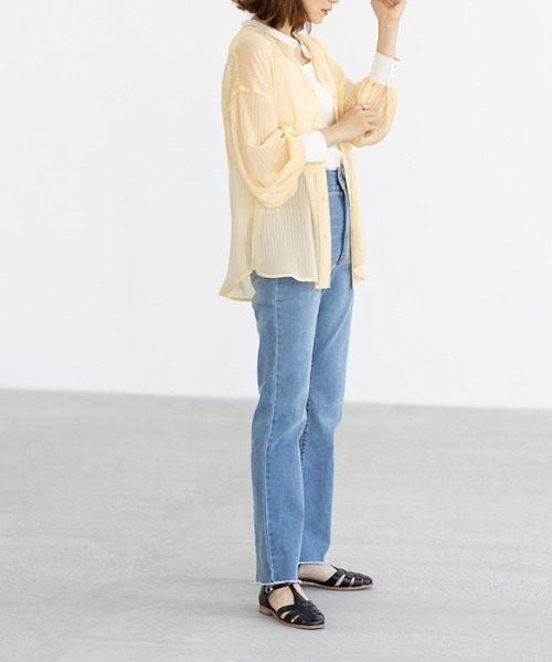 GeeRA(ジーラ)の「シアーストライプ配色シャツ(シャツ/ブラウス・レディース・オフホワイト/イエロー・MEDIUM)」の13枚目の写真