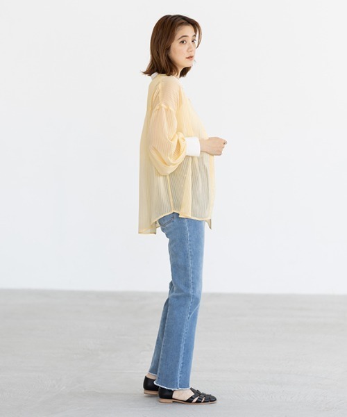 GeeRA(ジーラ)の「シアーストライプ配色シャツ(シャツ/ブラウス・レディース・オフホワイト/イエロー・MEDIUM)」の18枚目の写真