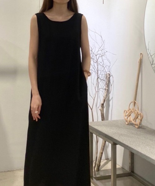 Chaco closet(チャコ クローゼット)の「バックリボンノースリーブロングワンピース(ワンピース・レディース・ブラック/アイボリー・FREE)」の12枚目の写真