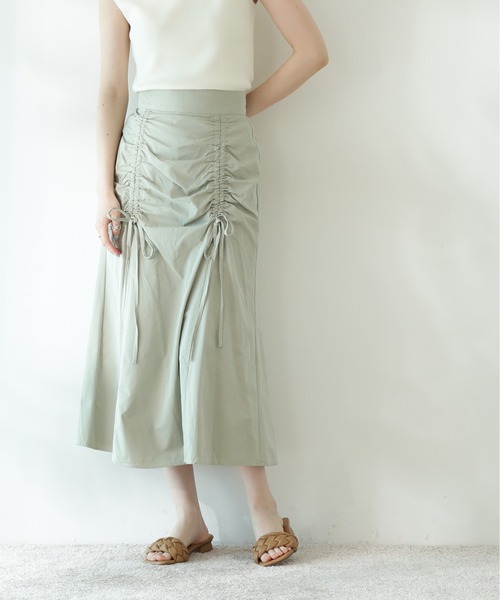 N.（N. Natural Beauty Basic）（エヌエヌナチュラルビューティーベーシック）の「◆ギャザーアップマーメイドスカート（スカート・レディース・クリーム/ブルー/レッド・MEDIUM）」の4枚目の写真