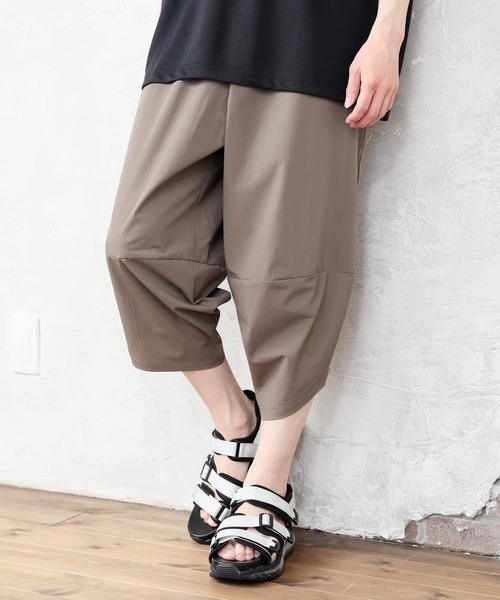 TopIsm(トップイズム)の「【2022】接触冷感 撥水加工 サルエルワイドパンツ(その他パンツ・メンズ・ベージュ/カーキ/ブラック・LL/L/M)」の3枚目の写真