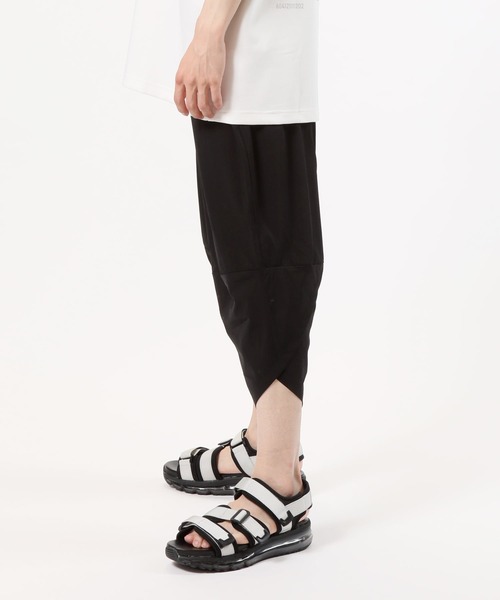 TopIsm(トップイズム)の「【2022】接触冷感 撥水加工 サルエルワイドパンツ(その他パンツ・メンズ・ベージュ/カーキ/ブラック・LL/L/M)」の13枚目の写真