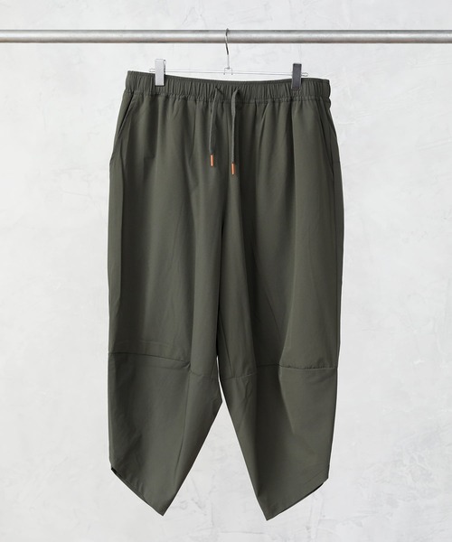 TopIsm(トップイズム)の「【2022】接触冷感 撥水加工 サルエルワイドパンツ(その他パンツ・メンズ・ベージュ/カーキ/ブラック・LL/L/M)」の17枚目の写真