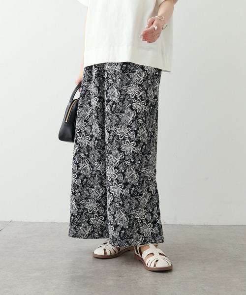 PUAL CE CIN（ピュアルセシン）の「【WEB限定】花柄プリントワイドパンツ（その他パンツ・レディース・その他1/その他2・FREE）」の2枚目の写真