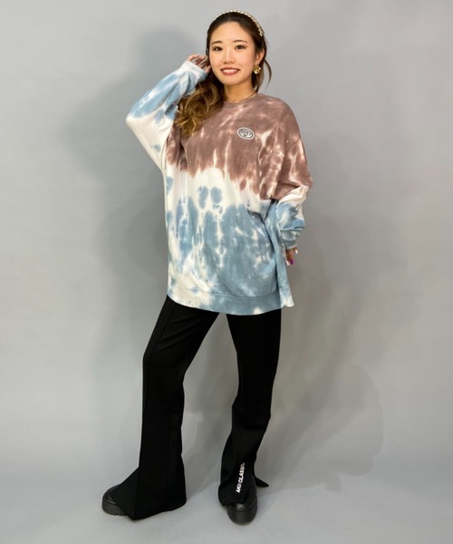 ROXY（ロキシー）の「ROXY/ロキシー   ビッグシルエット/オーバーサイズ/無地/タイダイ柄バックプリントスウェット   RLT224031（スウェット・レディース・マルチ/その他/ホワイト・M/L）」の11枚目の写真