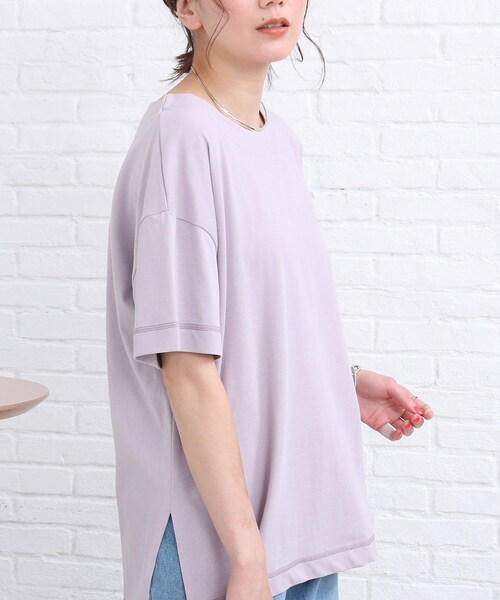 SHOO・LA・RUE（シューラルー）の「◆【洗える/SHOO ICE】ひんやりタッチスリットTシャツ（Tシャツ/カットソー・レディース・ブラック/グリーン/ライトパープル/ダークオレンジ/ホワイト系/ブラック系2/パープル系4・02/03）」の6枚目の写真