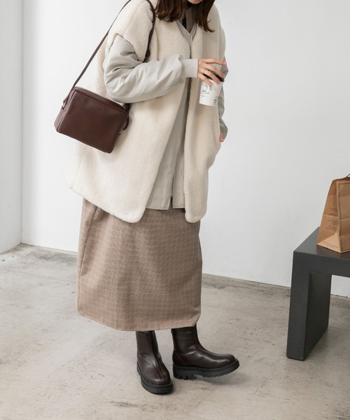 BONLECILL（ボンルシール）の「フェイクレザー トラックソールセンターシームブーツ（ブーツ・レディース・ブラック/ブラウン/ホワイト・S/M/L/LL）」の9枚目の写真