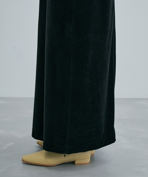 ADAM ET ROPE'（アダムエロペ）の「【ADAM ET ROPE'】ベロア BOTANICAL DYED DRESS（ワンピース・レディース・ブラック/ベージュ/グリーン系その他・1/2）」の17枚目の写真