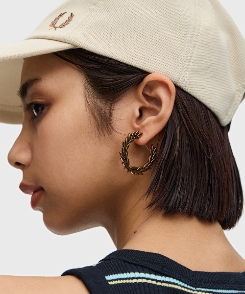 FRED PERRY（フレッドペリー）の「Laurel Wreath Earrings／ローレル