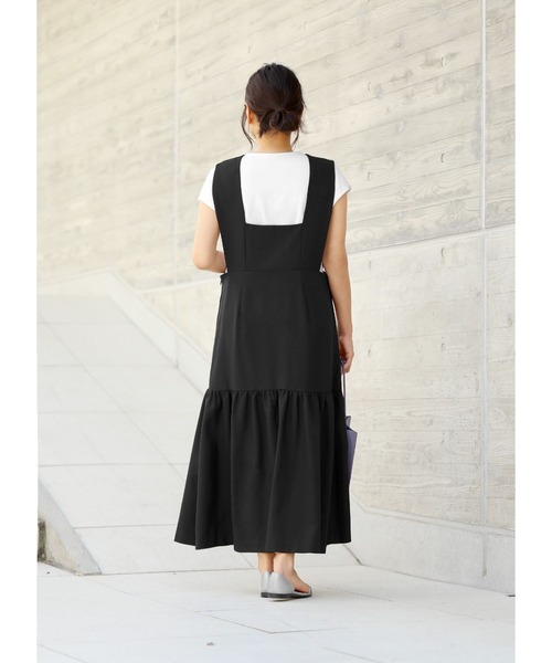 STYLE DELI(スタイルデリ)の「【LUXE】裾フレアジャンパースカート(ワンピース・レディース・ブラック/ライトグレー/レッド・01/02)」の9枚目の写真