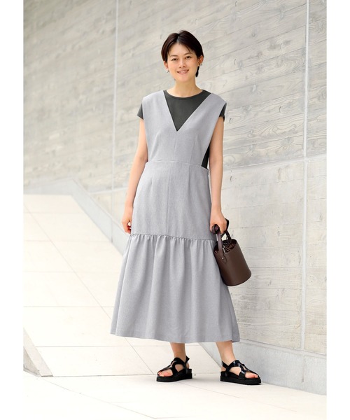 STYLE DELI(スタイルデリ)の「【LUXE】裾フレアジャンパースカート(ワンピース・レディース・ブラック/ライトグレー/レッド・01/02)」の12枚目の写真