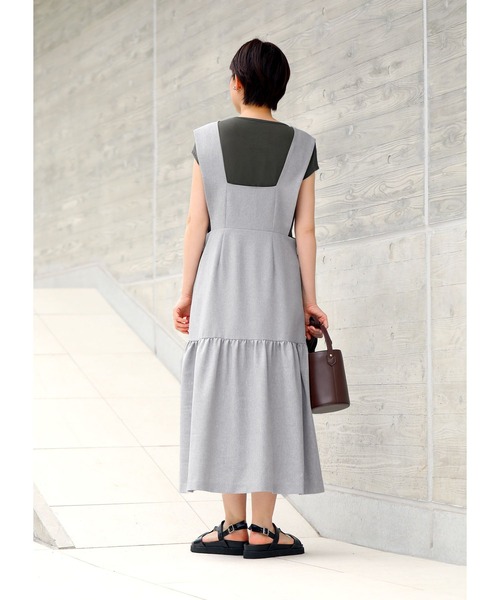 STYLE DELI(スタイルデリ)の「【LUXE】裾フレアジャンパースカート(ワンピース・レディース・ブラック/ライトグレー/レッド・01/02)」の14枚目の写真