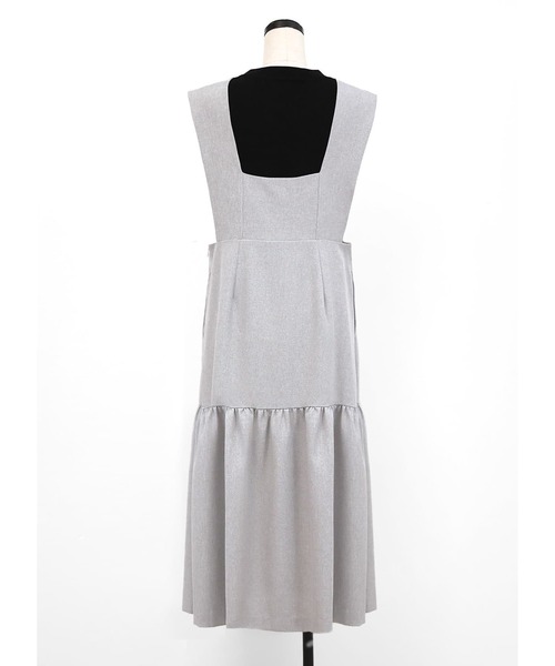 STYLE DELI(スタイルデリ)の「【LUXE】裾フレアジャンパースカート(ワンピース・レディース・ブラック/ライトグレー/レッド・01/02)」の7枚目の写真