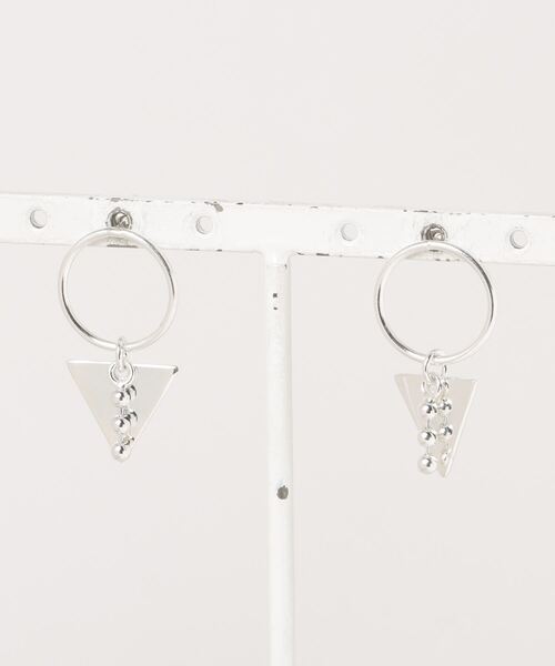 TONE SELECT GOODS(トーンセレクトグッズ)の「【925 SILVER ACC】○△ピアスSV925(OG)(ピアス(両耳用)・レディース・シルバー・FREE)」の4枚目の写真