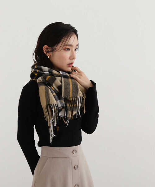NATURAL BEAUTY BASIC（ナチュラルビューティーベーシック）の「ＴＷＥＥＤＭＩＬＬチェックストール（ストール/ショール・レディース・ラベンダー/ブルー/ベージュ・FREE）」の10枚目の写真
