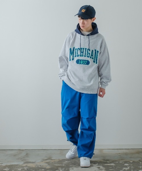 improves（インプローブス）の「フェイクレイヤード スウェット フード トレーナー（パーカー・メンズ・グリーン/アッシュ/イエローゴールド/ネイビー・LARGE/MEDIUM）」の7枚目の写真