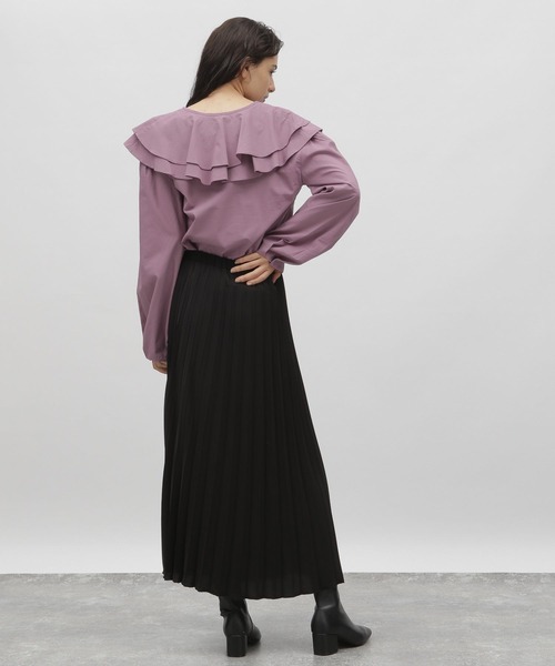 LAKOLE（ラコレ）の「フェミニンカラーブラウス / 166802（シャツ/ブラウス・レディース・オフホワイト/ブラック/ライラック・MEDIUM/SMALL）」の6枚目の写真