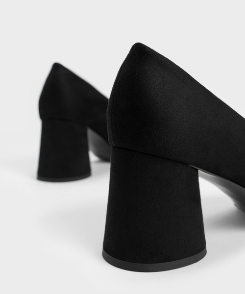 CHARLES & KEITH(チャールズ & キース)の「シリンダーヒール パンプス(パンプス・レディース・バーガンディー/ブラック/ブラック系その他2・22.5cm/23cm/23.5cm/24.5cm/25cm/25.5cm)」の5枚目の写真