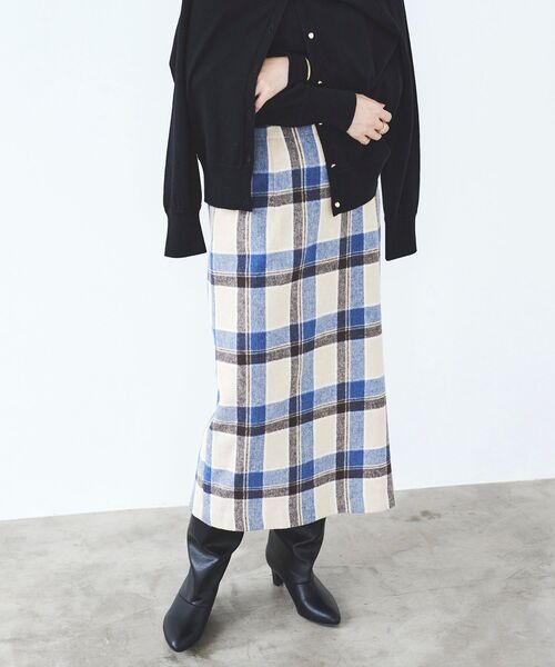 le.coeur blanc（ルクールブラン）の「ウールブレンドチェックストレートスカート（スカート・レディース・グレー系その他/ベージュ系その他2・36/38）」の2枚目の写真