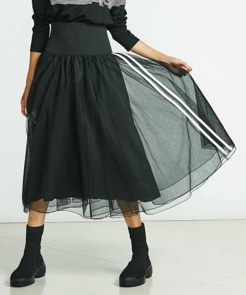 ESSENTIAL（エッセンシャル）の「サイドラインチュールフレアスカート（スカート・レディース・ブラック・36/38）」の2枚目の写真