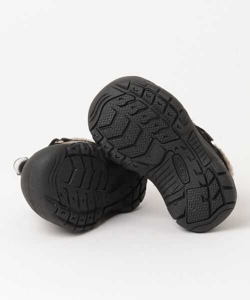 KEEN（キーン）の「NEWPORT SHOE / ニューポート シュー ★Collaboration with《THE PARK SHOP》 / キッズ スニーカー（スニーカー・キッズ・ブラック×ベージュ・15cm/16cm/17cm/18cm/18.5cm/19.5cm）」の3枚目の写真