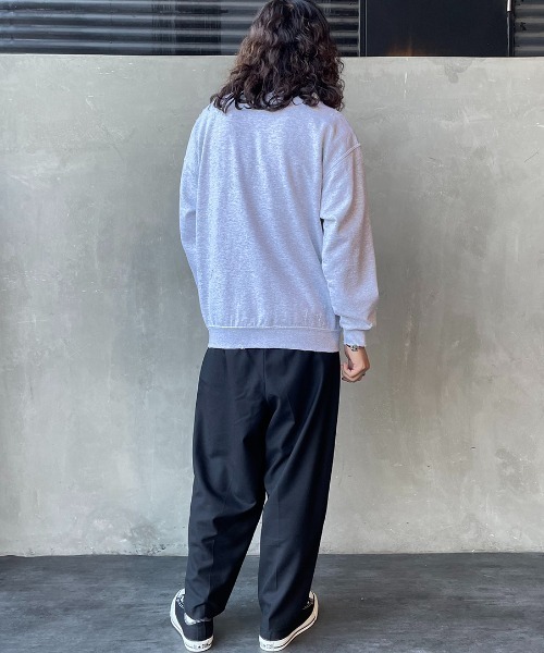 SCREEN STARS（スクリーンスターズ）の「[SCREEN STARS/スクリーンスターズ] 別注 ダメージ加工 カレッジロゴクルーネックスウェット（スウェット・レディース・ダークグリーン/ブラック/グレー・L/M）」の14枚目の写真