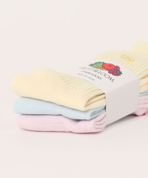 FRUIT OF THE LOOM(フルーツオブザルーム)の「【FRUIT OF THE LOOM】マーク刺繍シグナル/クルー丈ソックス/レディース/3足セット(ソックス/靴下・レディース・マルチ・23cm~25cm)」の2枚目の写真